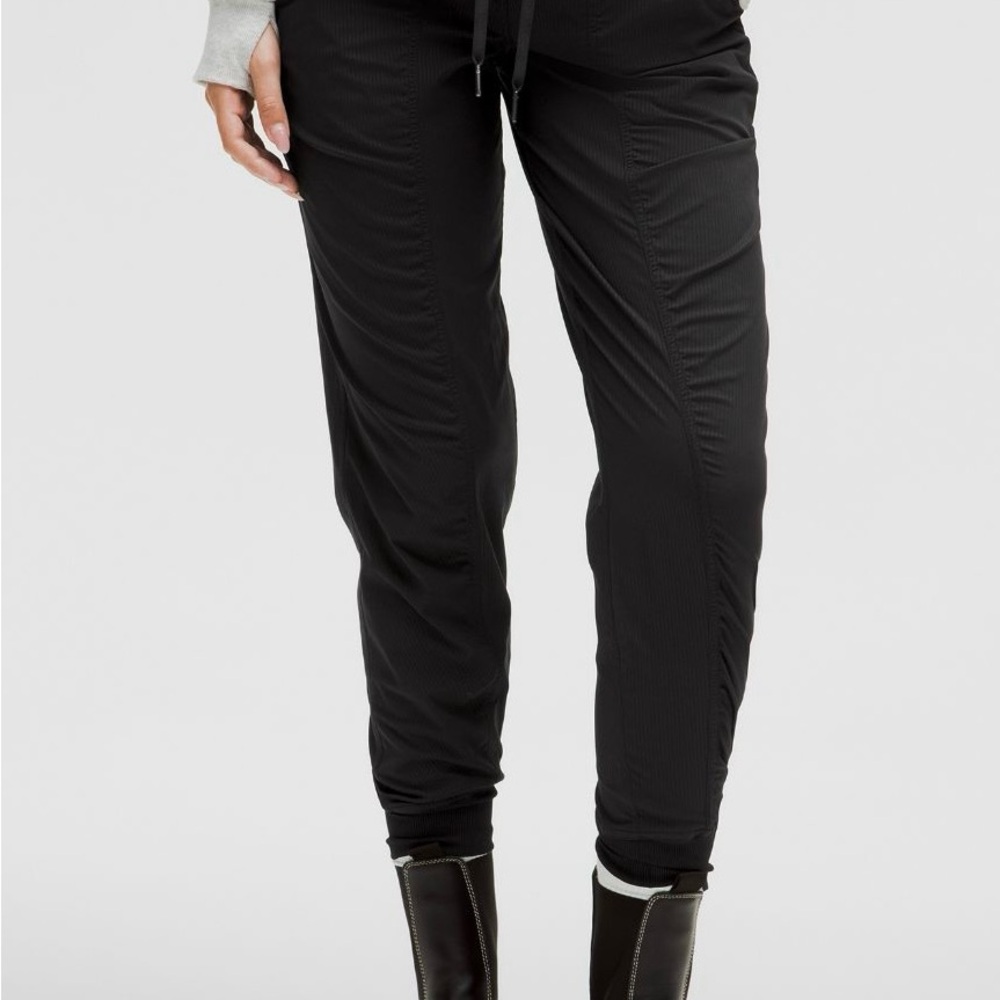 Lululemon Dance Studio Mid-Rise Jogger